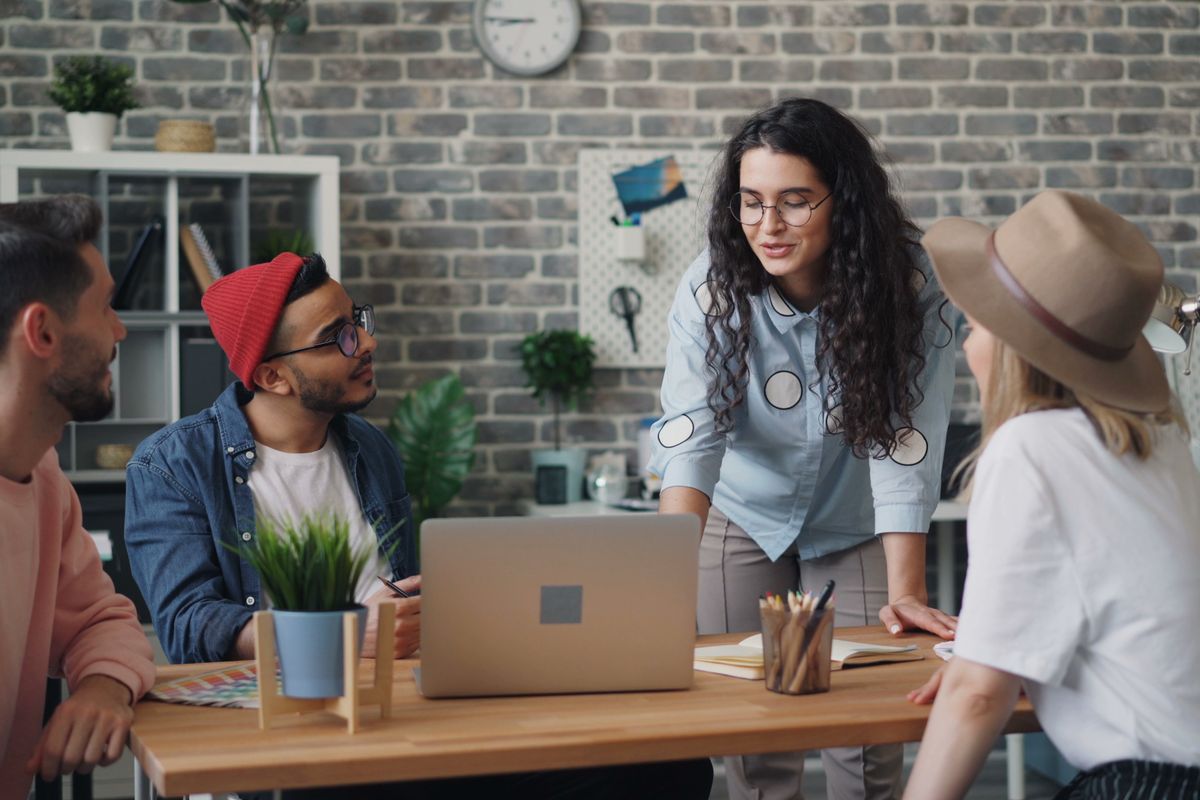 E-commerce store operator working from home
